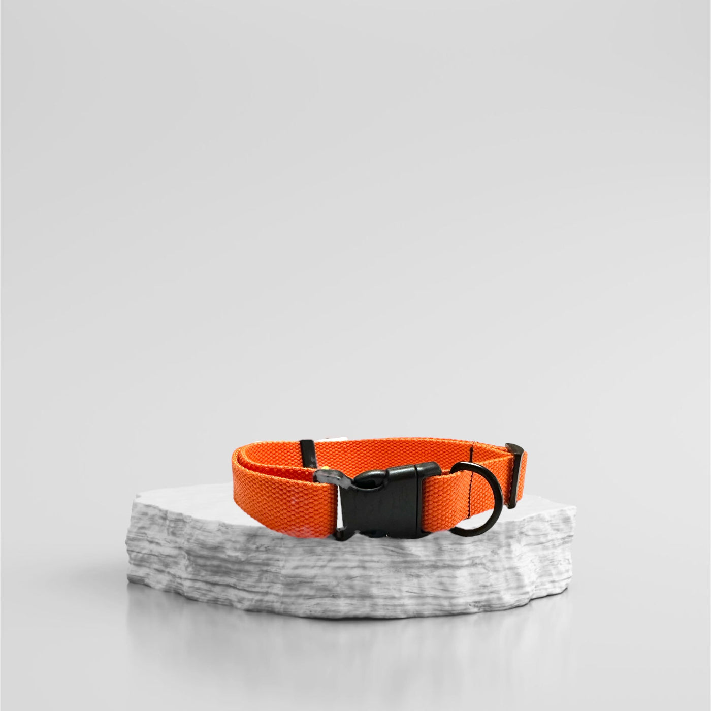 Orange dog collar M/L